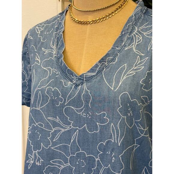 CLOTH & STONE Anthropologie Tencel Chambray Floral Shirt Top Blouse size S - Picture 2 of 8